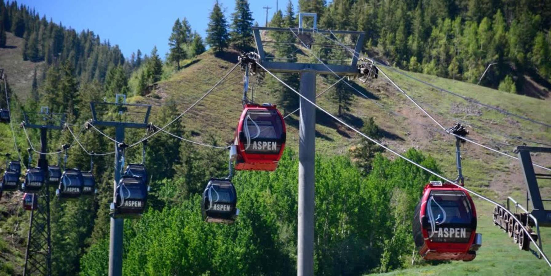 Riverfront 2 Bedroom - Steps To Town - Pool & Hot Tub Aspen Exterior photo